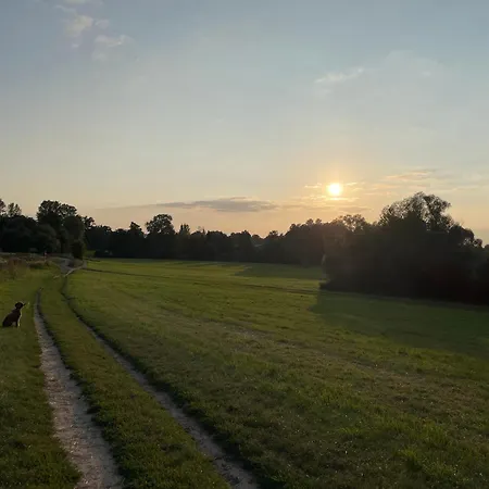 民宿 Smaland, 2 Apartments, 11 Gaeste Bei Berlin 克里尼克