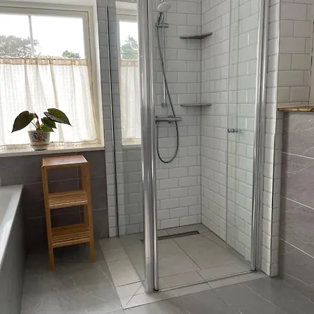 Smaland, 2 Apartments, 11 Gaeste Bei Berlin Glienicke/Nordbahn