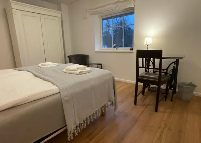 民宿 Smaland, 2 Apartments, 11 Gaeste Bei Berlin *