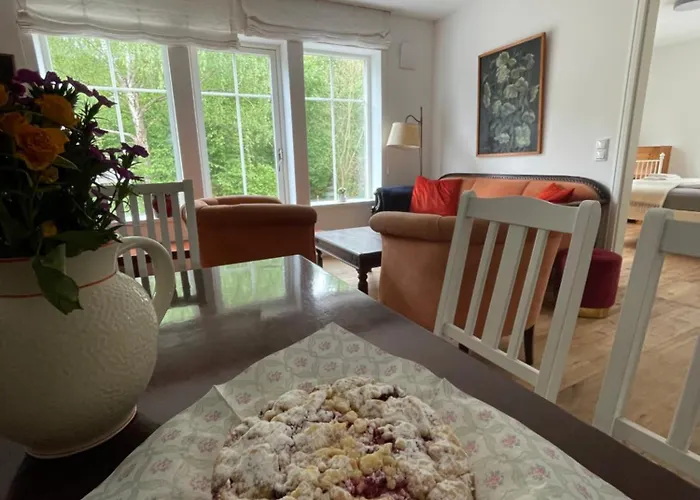 民宿 Smaland, 2 Apartments, 11 Gaeste Bei Berlin 克里尼克